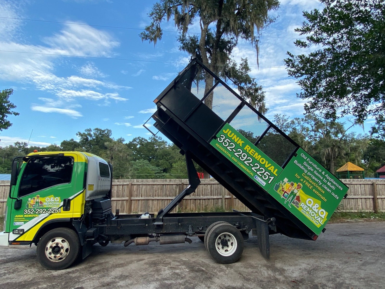 Q & Q Garbage Hauling Dump Truck Belleview, FL